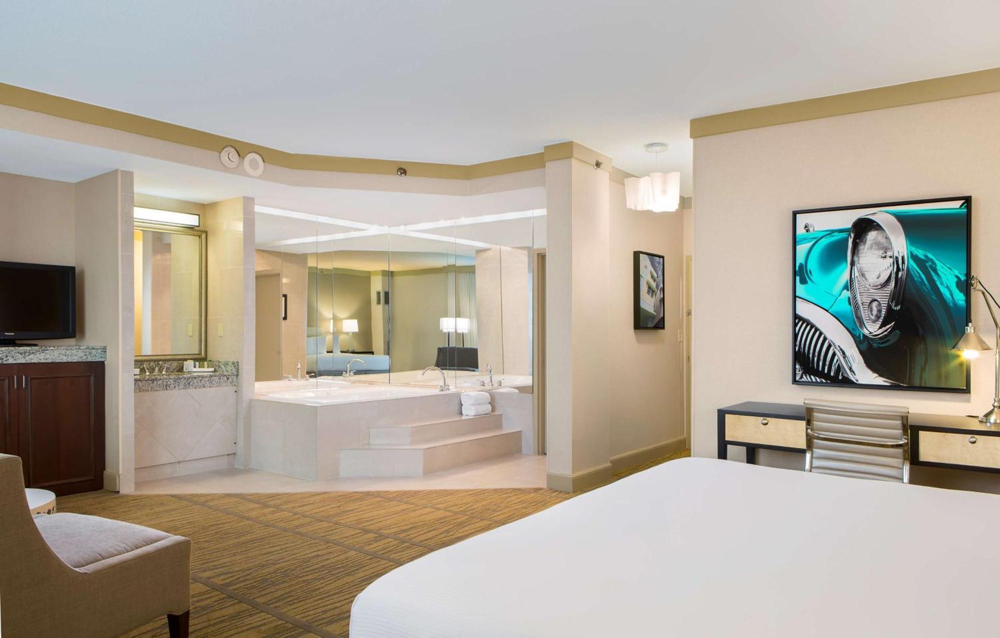 Doubletree By Hilton Hotel Miami Airport & Convention Center Miami Springs Екстериор снимка