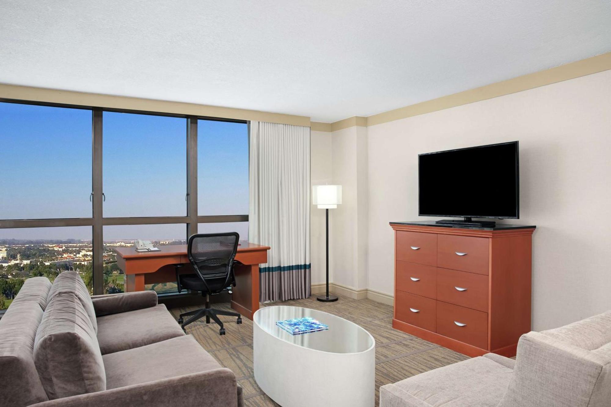 Doubletree By Hilton Hotel Miami Airport & Convention Center Miami Springs Екстериор снимка